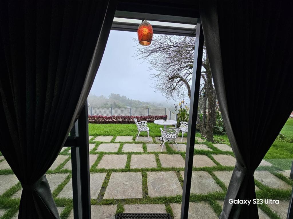 Pear Mount Villa
